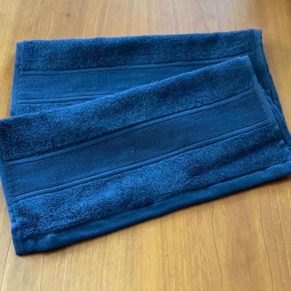 Lauren Ralph Lauren Sanders Navy Blue Towel Set